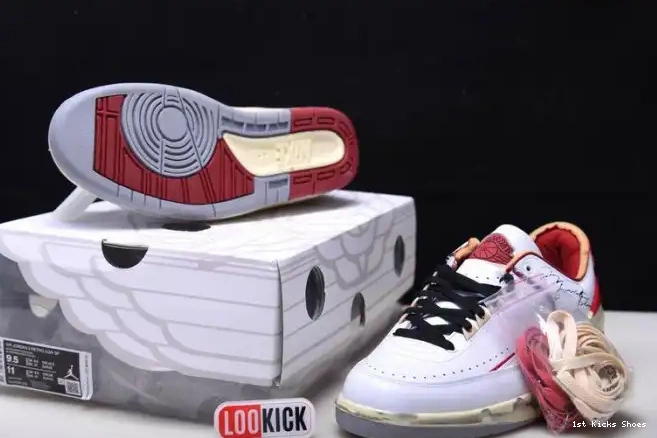 1st Kicks DJ4375-106 Retro 2 White SP Low Red Off-White Jordan 0501